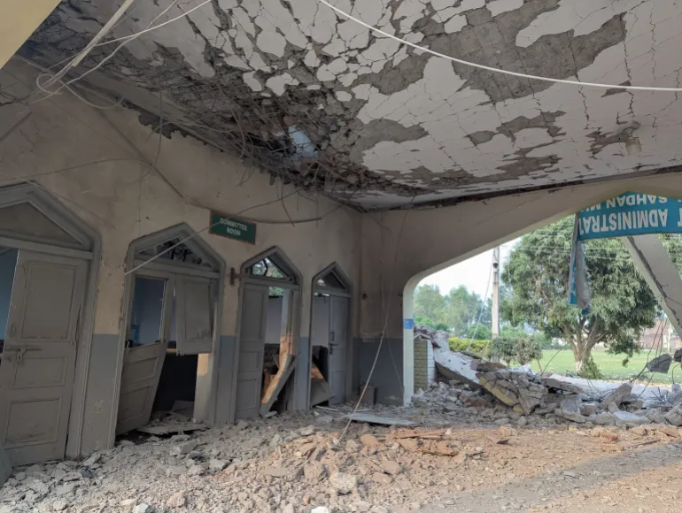 India Klaim Serang Teroris Tapi Hancurkan Masjid di Muridke Pakistan